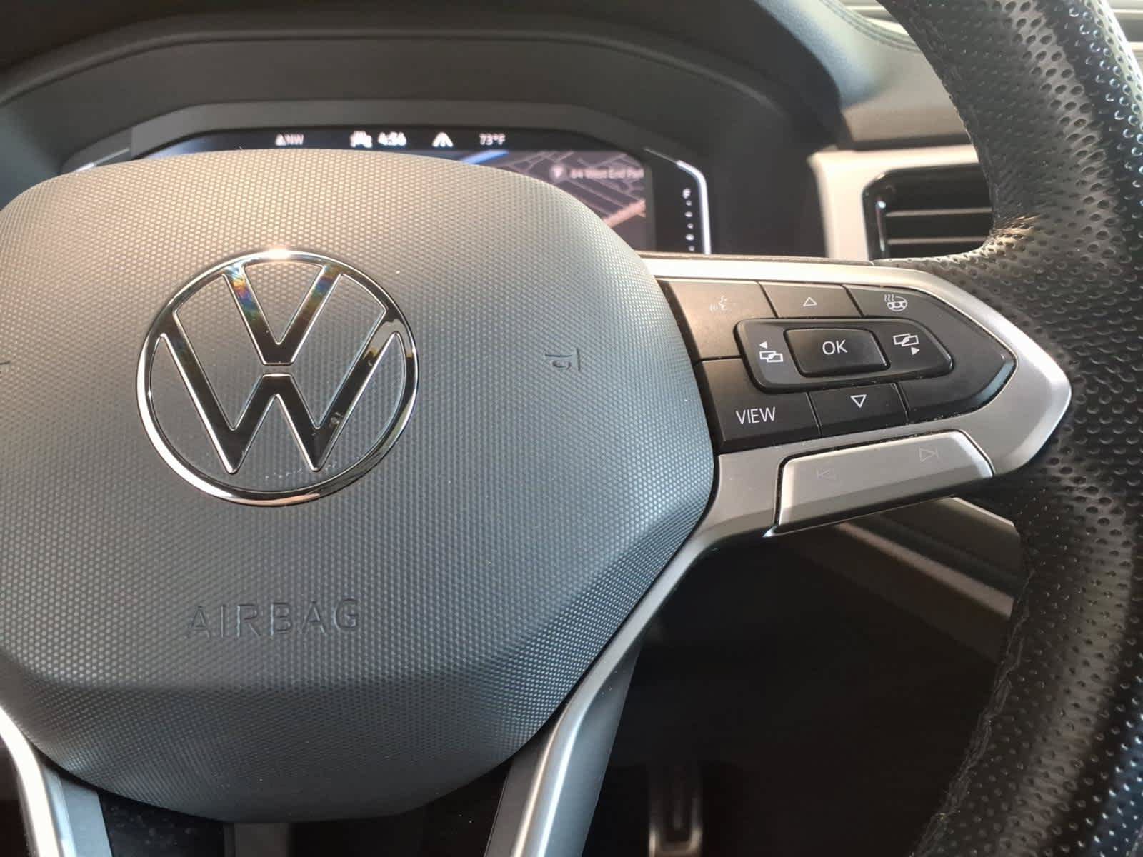 Used 2021 Volkswagen Atlas Cross Sport SEL R-Line AWD/4WD image 21
