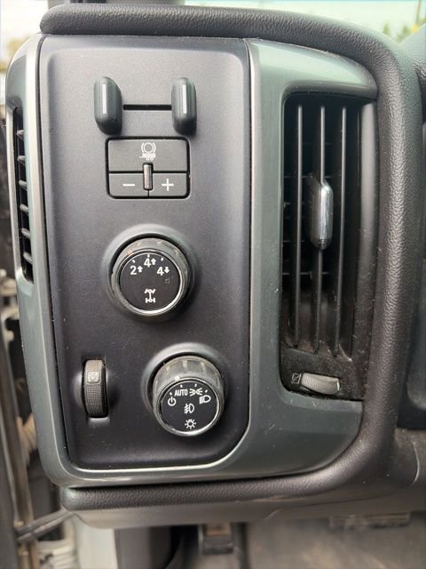 Used 2016 Chevrolet Silverado 3500 LT w/ LT Convenience Package AWD/4WD image 13