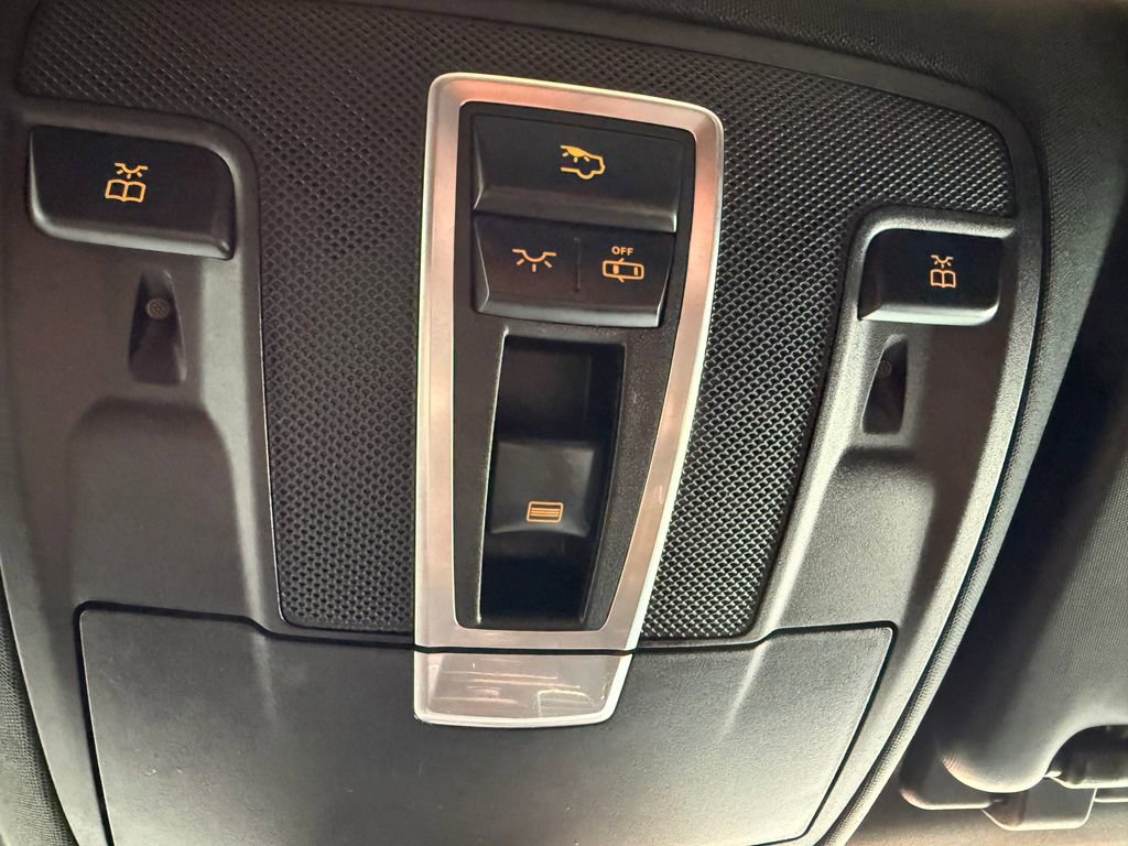 Used 2019 Mercedes-Benz GLE 400 4MATIC w/ Premium 1 Package image 16