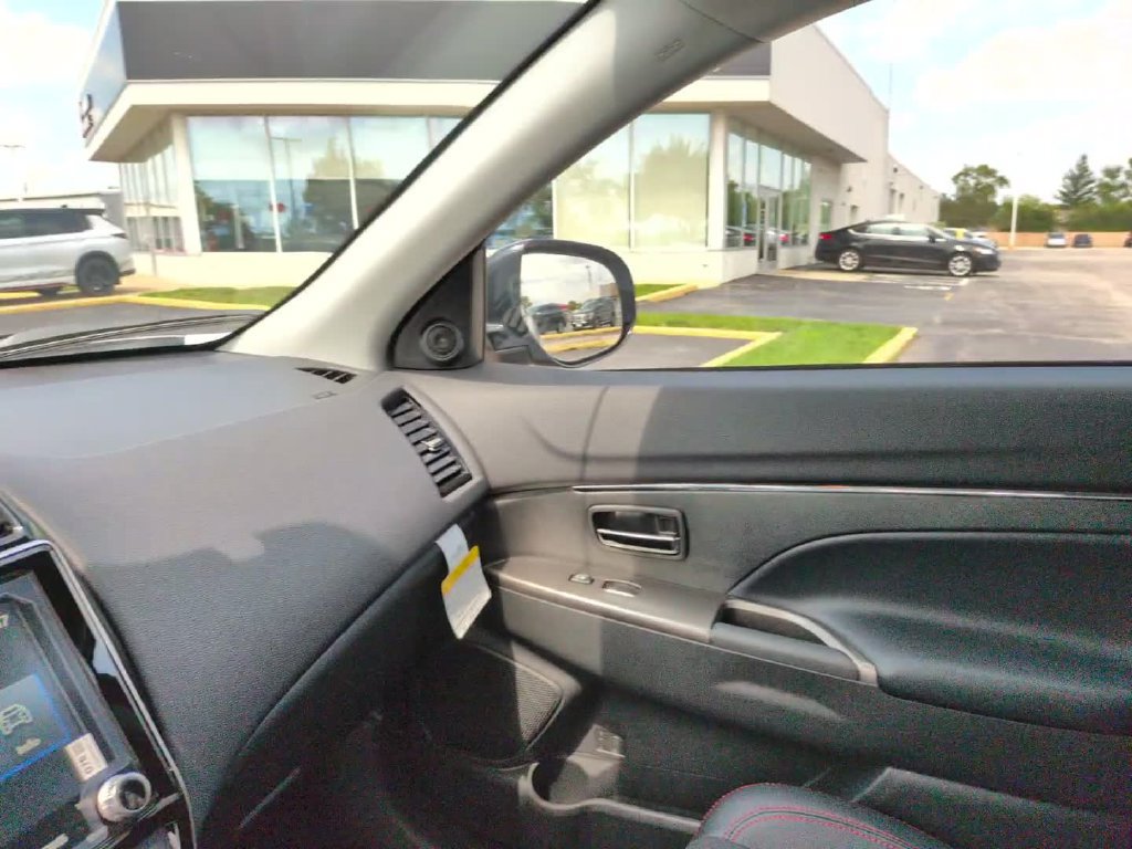 New 2027 Mitsubishi Outlander Sport SE AWD/4WD image 18
