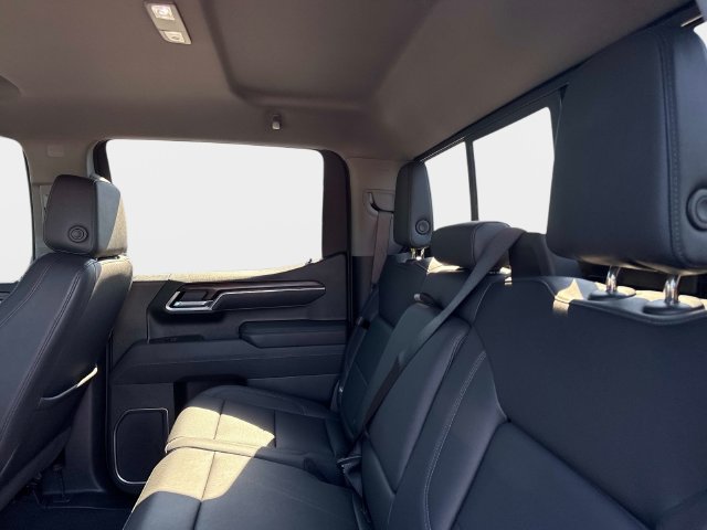 Used 2025 GMC Sierra 1500 SLT w/ SLT Premium Plus Package AWD/4WD image 13