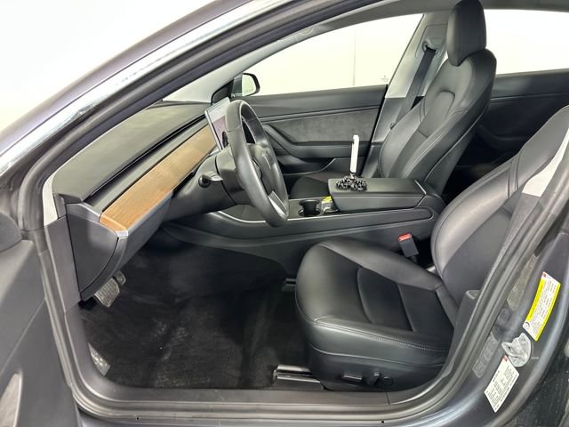 Used 2018 Tesla Model 3 Mid Range image 11