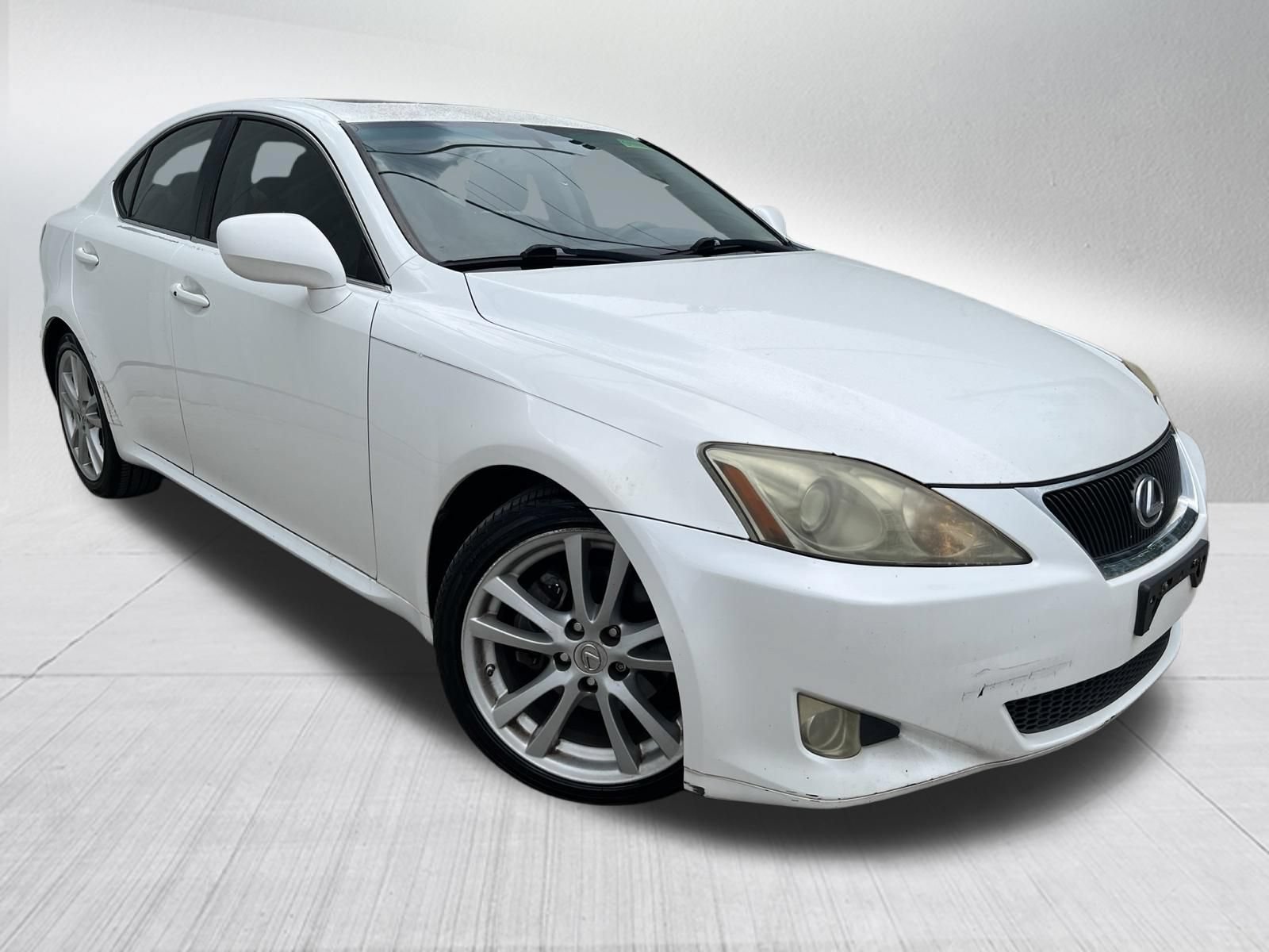 Used 2007 Lexus IS 250 w/ Premium Pkg RWD image 3
