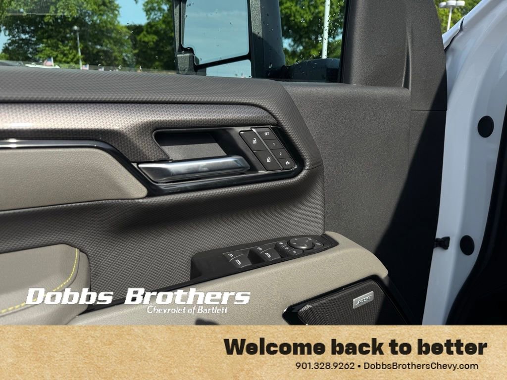 New 2026 Chevrolet Silverado 2500 ZR2 image 13
