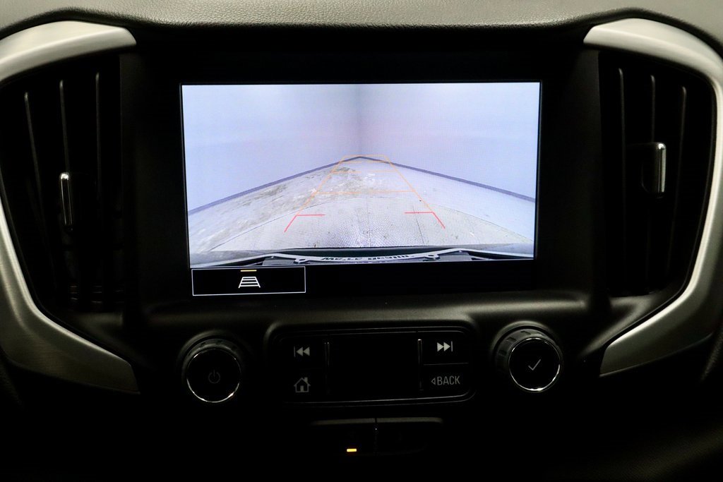 Used 2024 GMC Terrain SLT image 2