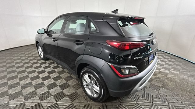Certified 2023 Hyundai Kona SE AWD/4WD video 4