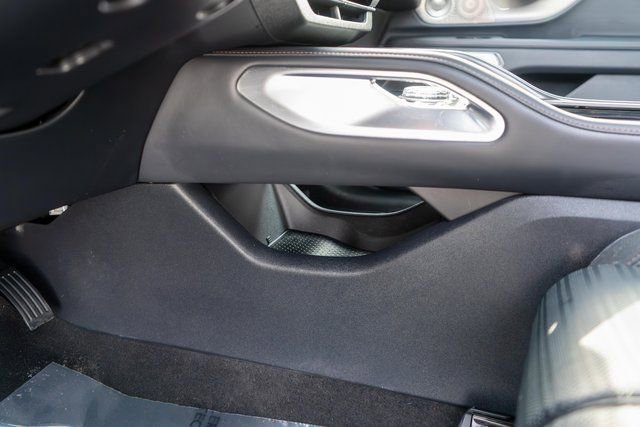 Used 2024 Lincoln Nautilus Reserve w/ Equipment Group 203A image 28