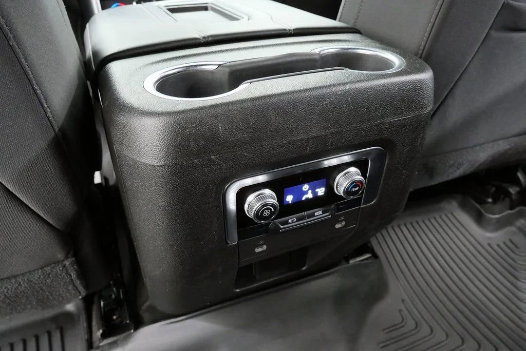 Used 2021 GMC Yukon SLE AWD/4WD image 19