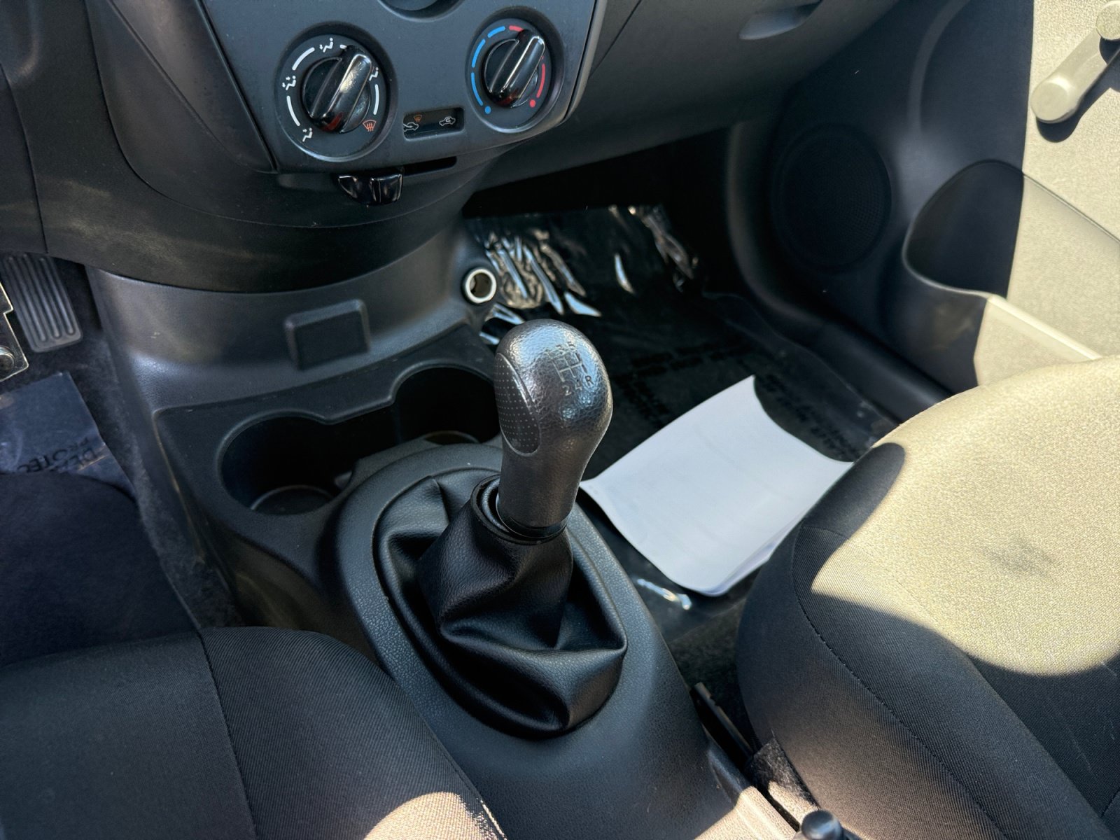 Used 2017 Nissan Versa S FWD image 13