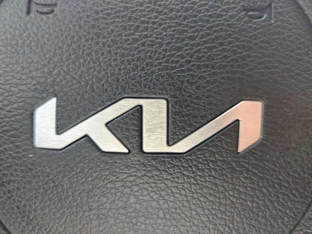 Used 2023 Kia Forte LXS FWD image 27