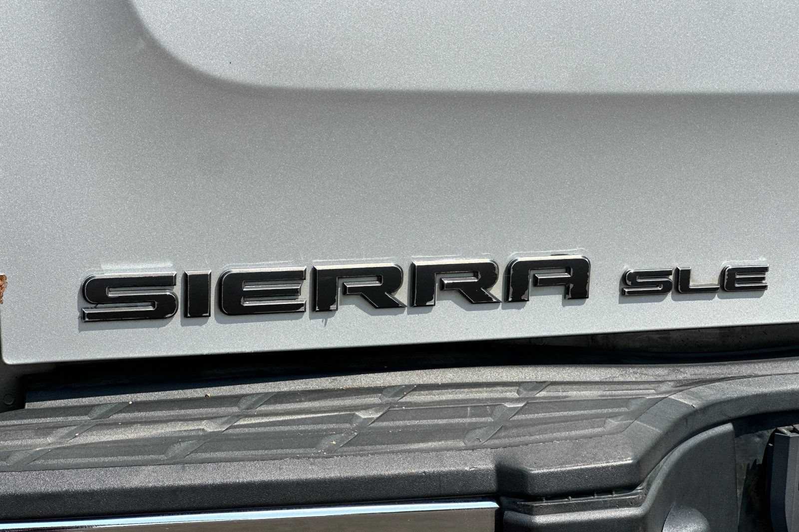 Used 2010 GMC Sierra 1500 SLE AWD/4WD image 24