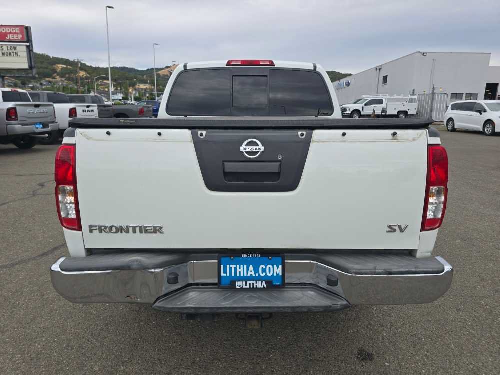 Used 2016 Nissan Frontier SV RWD image 4