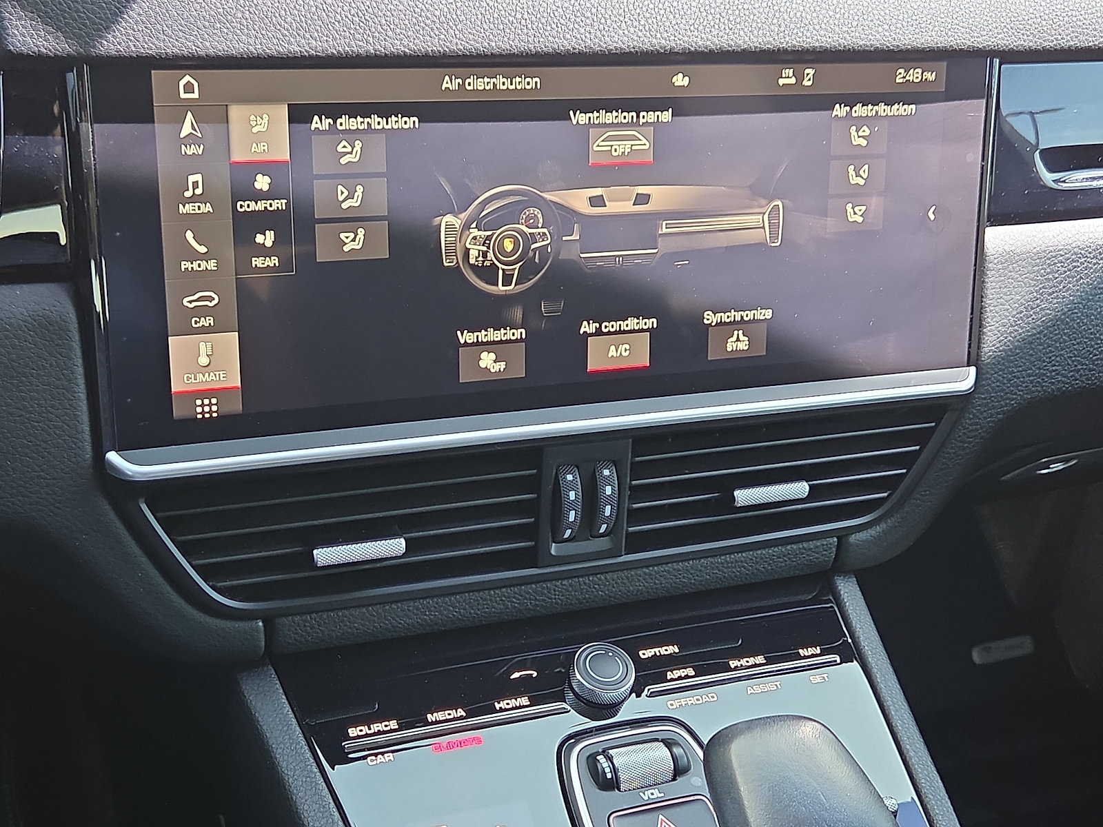 Used 2021 Porsche Cayenne Coupe image 20