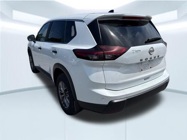Used 2025 Nissan Rogue S FWD image 7