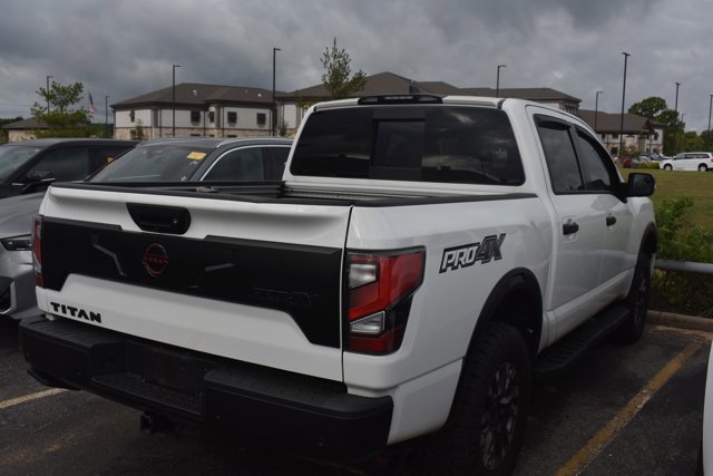 Used 2023 Nissan Titan PRO-4X w/ Pro-4x Convenience Package image 3