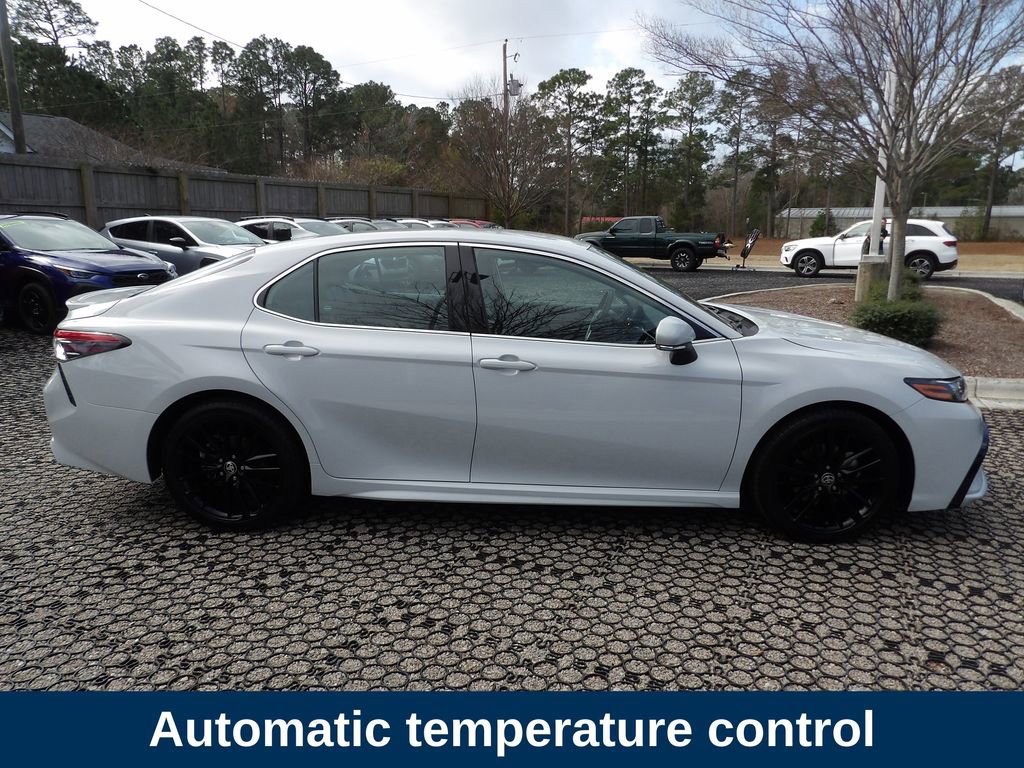 Used 2023 Toyota Camry XSE image 4