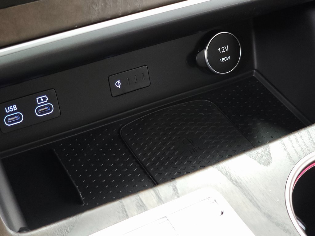 Used 2025 Genesis GV80 2.5T Prestige image 31