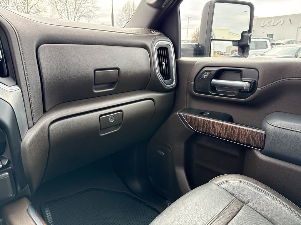 Certified 2023 GMC Sierra 3500 Denali w/ Denali Ultimate Package image 29