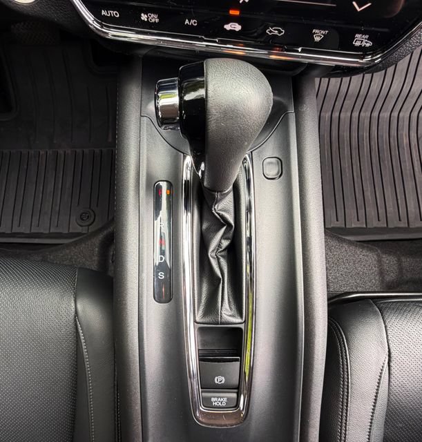Used 2020 Honda HR-V Touring image 27