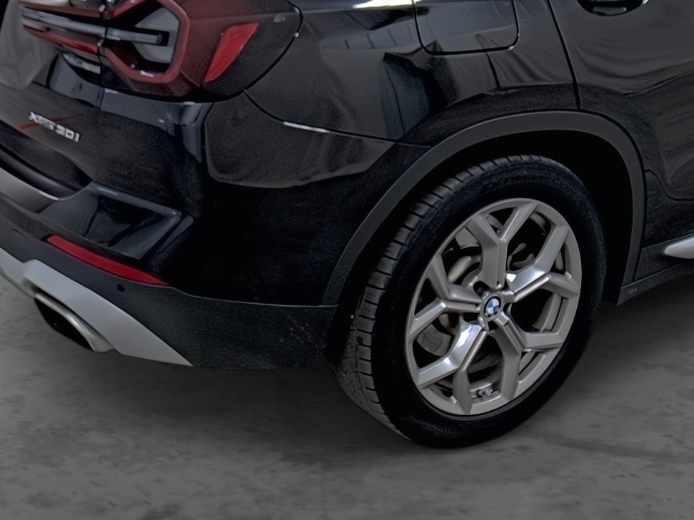 Used 2022 BMW X3 xDrive30i w/ Convenience Package image 12