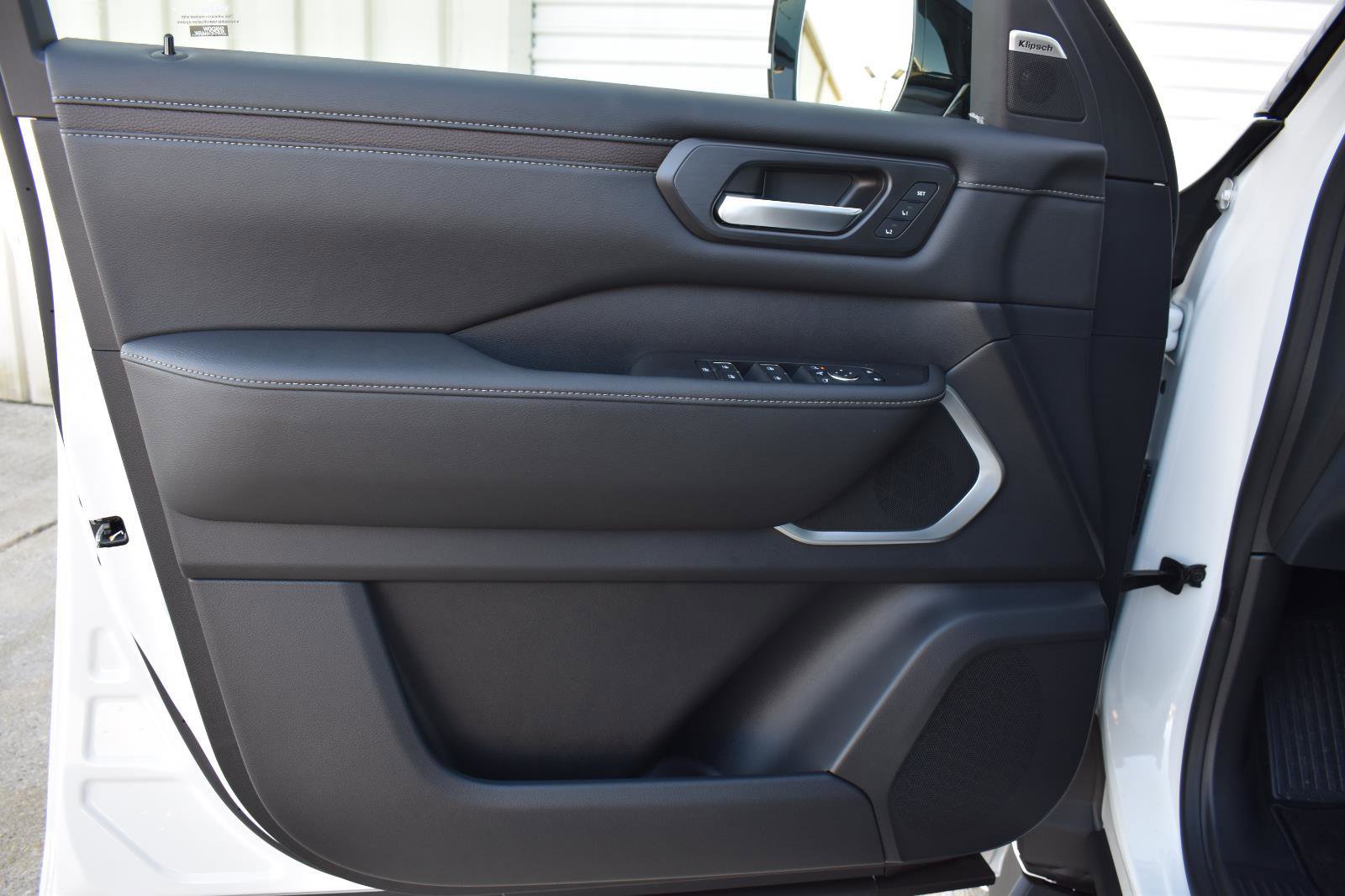 New 2026 Nissan Armada Platinum image 58