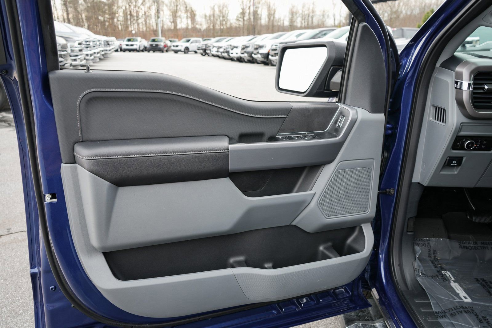 New 2026 Ford F150 XLT w/ XLT Chrome Appearance Package image 16