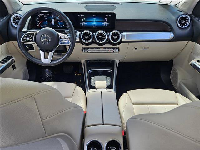 Used 2023 Mercedes-Benz GLB 250 image 16