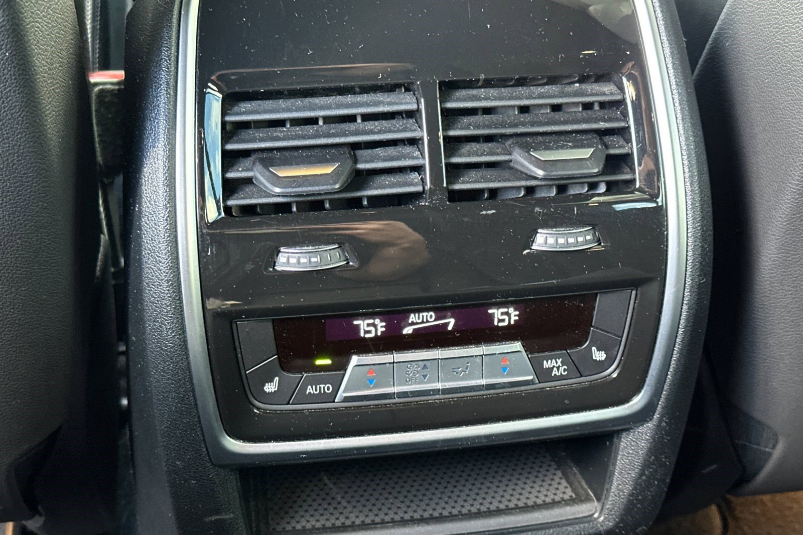 Used 2023 BMW X5 xDrive40i w/ Premium Package image 16