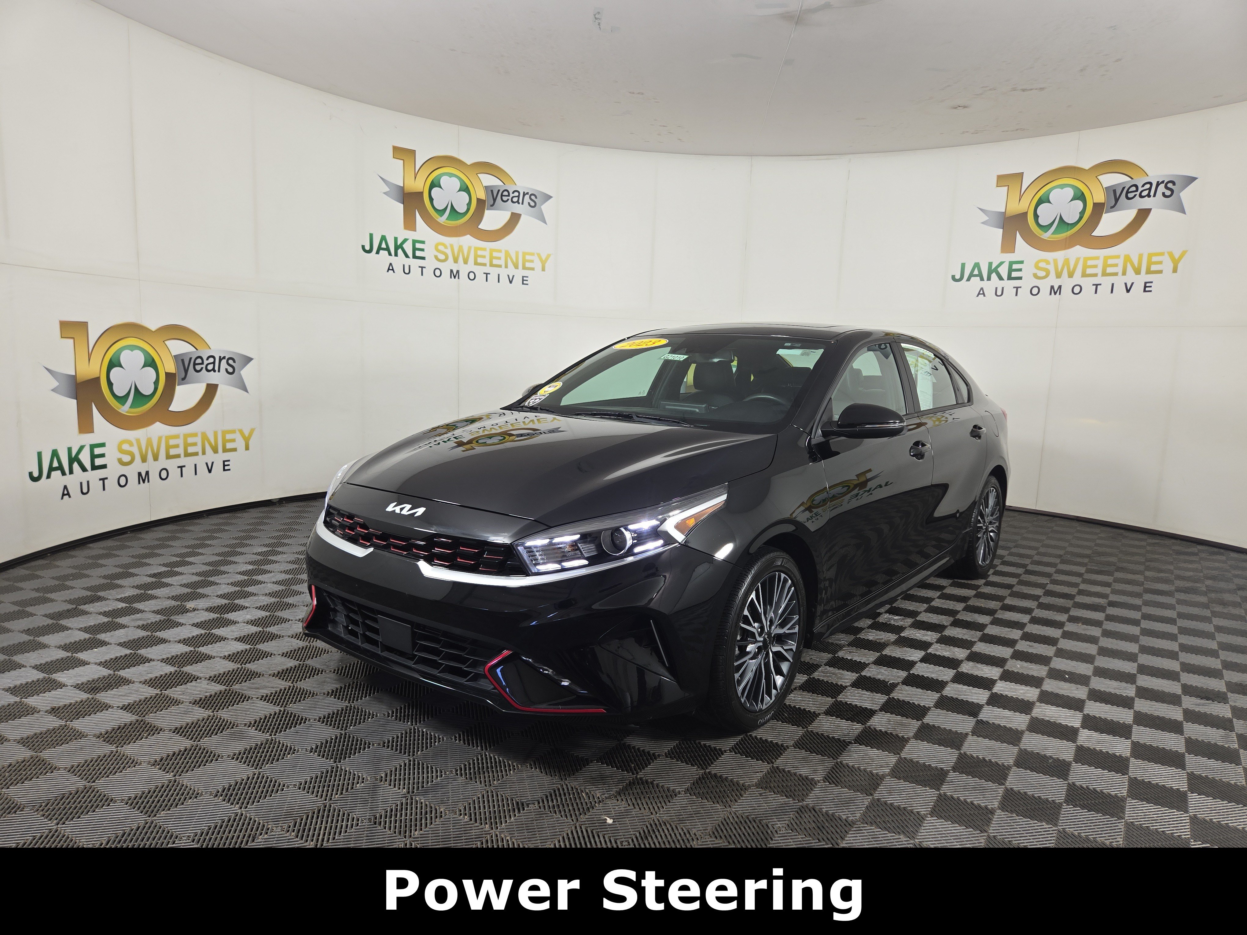 Used 2023 Kia Forte GT-Line w/ GT-Line Premium Package FWD image 3