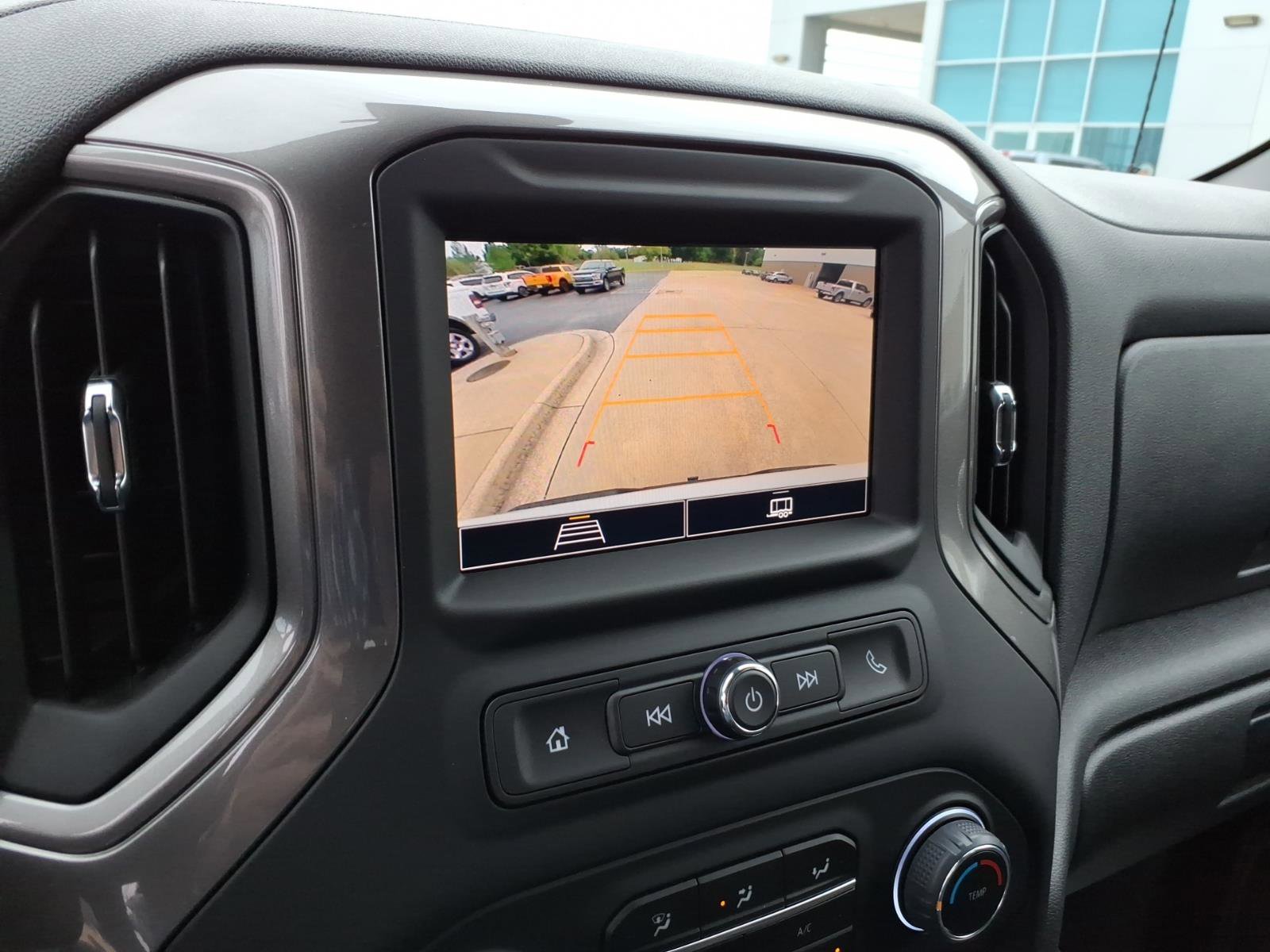 Used 2025 Chevrolet Silverado 1500 Custom Trail Boss AWD/4WD image 18