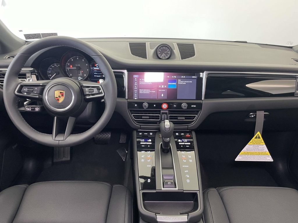New 2026 Porsche Macan AWD/4WD image 25