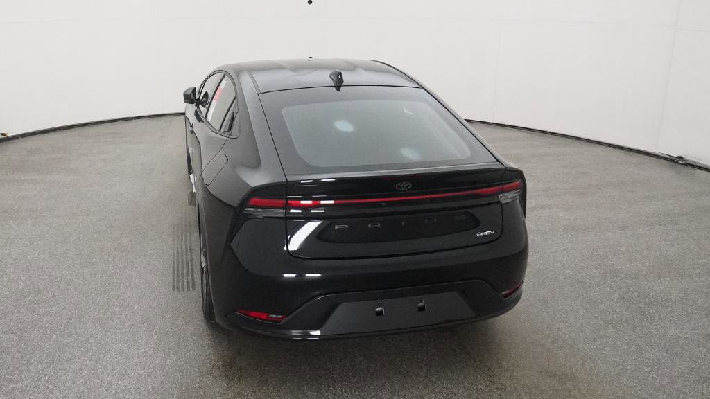 New 2026 Toyota Prius XLE image 9