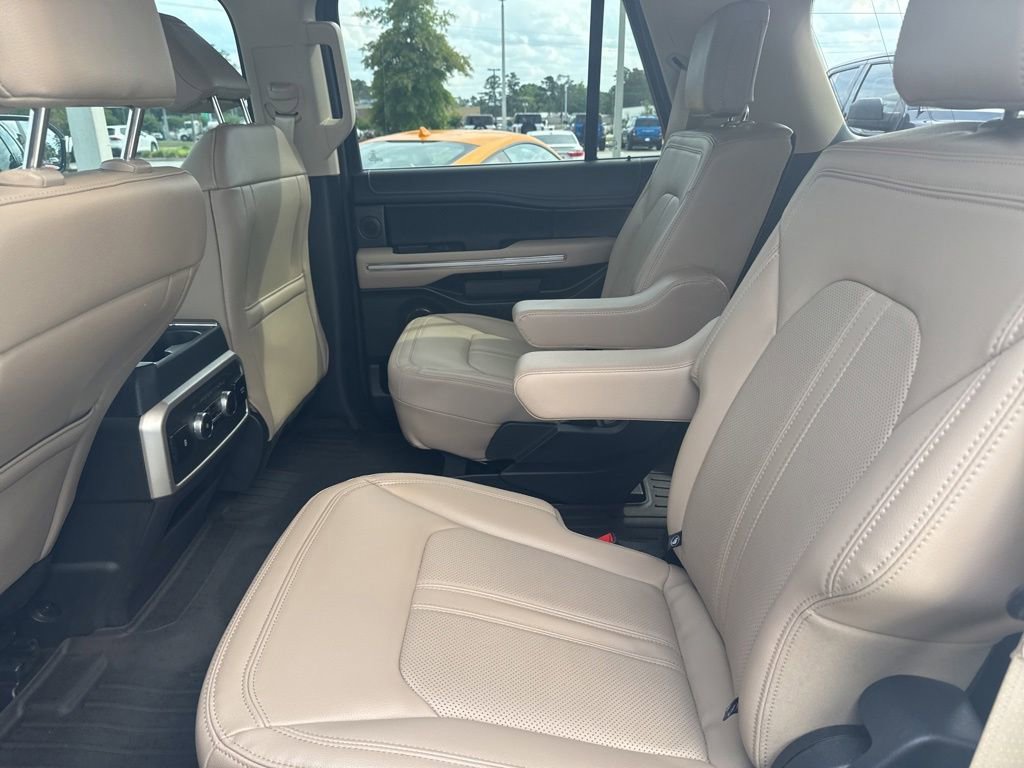 Used 2024 Ford Expedition Limited RWD image 27