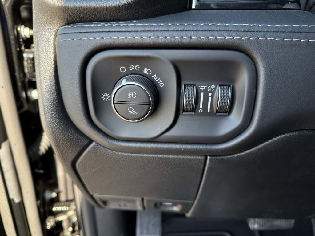 New 2026 RAM 2500 Limited image 30