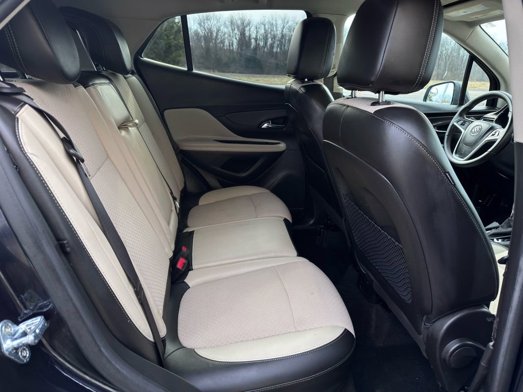 Used 2021 Buick Encore Preferred image 31