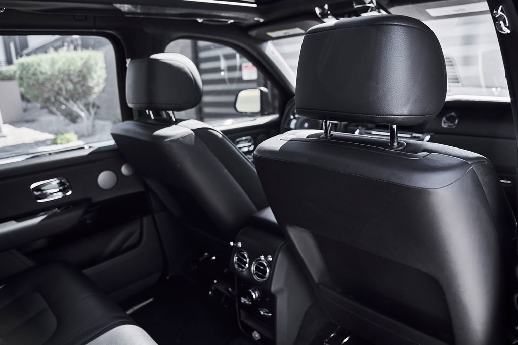 Used 2020 Rolls-Royce Cullinan AWD/4WD image 44