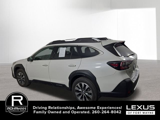 Used 2023 Subaru Outback Touring XT AWD/4WD image 10