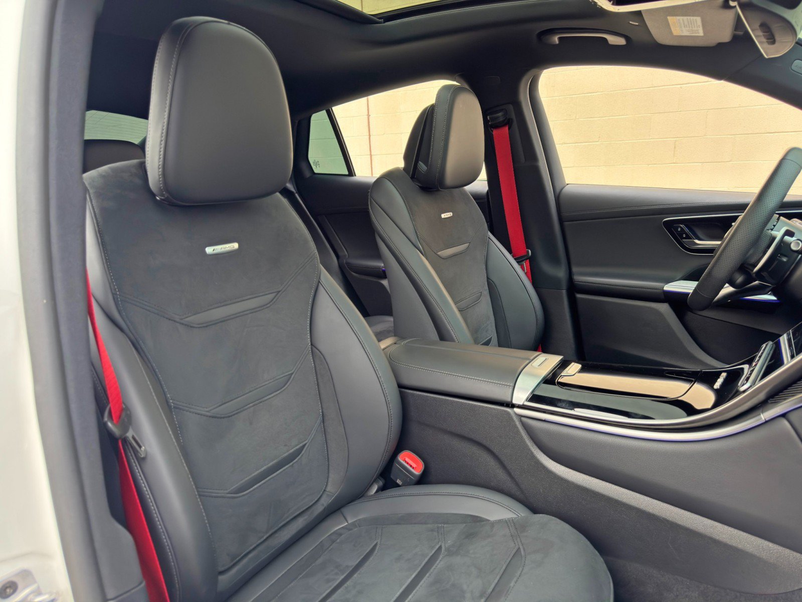 Used 2025 Mercedes-Benz GLC 63 AMG S image 44