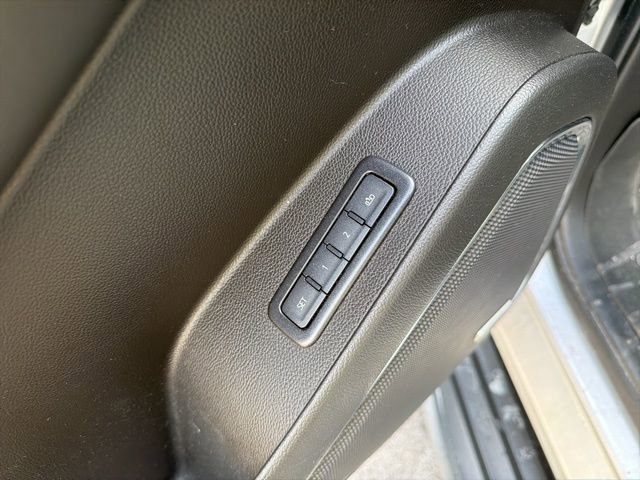 Used 2020 Chevrolet Tahoe LT image 27