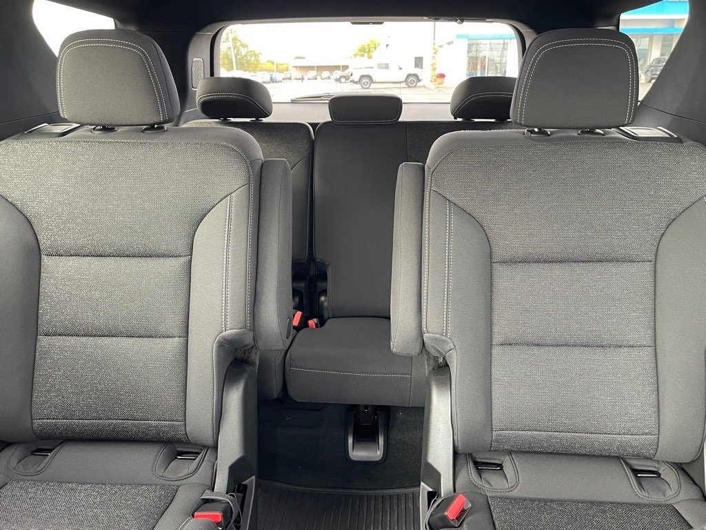 New 2026 Chevrolet Traverse LT w/ Driver Confidence Package image 6