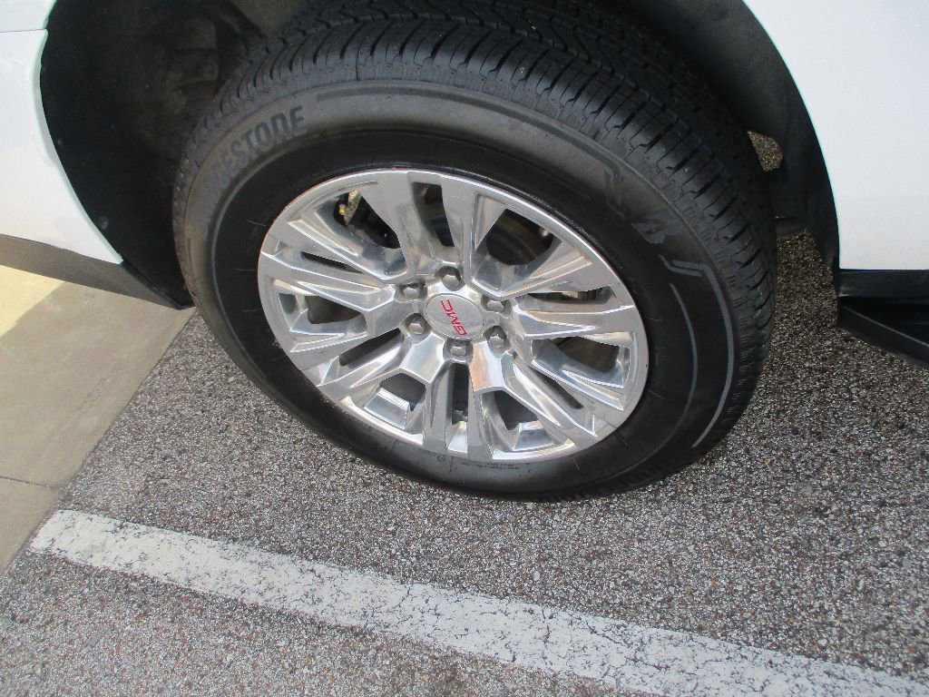 Used 2021 GMC Yukon XL Denali image 25