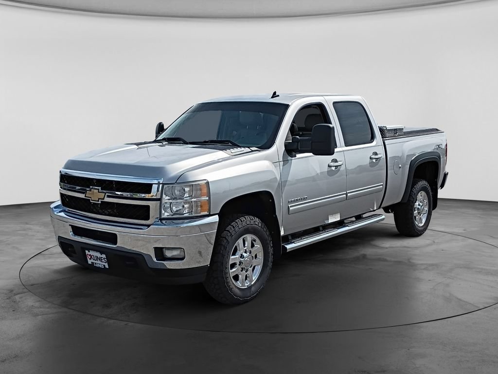 Used 2011 Chevrolet Silverado 2500 LTZ w/ LTZ Plus Package AWD/4WD image 4