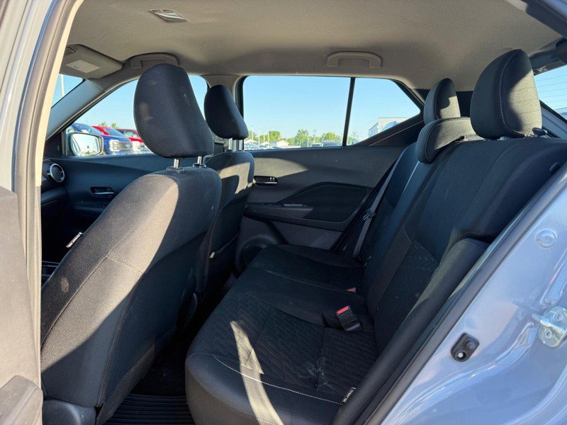 Used 2023 Nissan Kicks SV FWD image 10