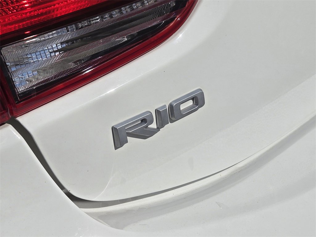 Used 2022 Kia Rio LX image 16