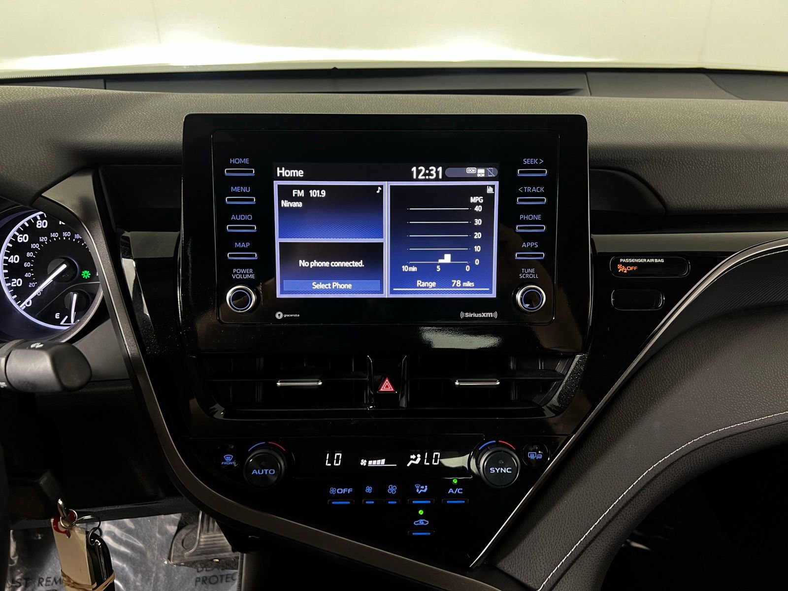 Certified 2023 Toyota Camry SE image 18