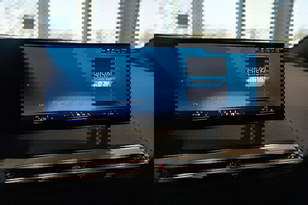 Used 2026 BMW iX xDrive45 w/ Premium Package image 29