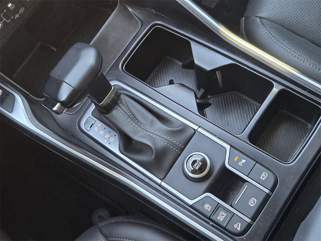 Certified 2025 Kia Sorento S image 20