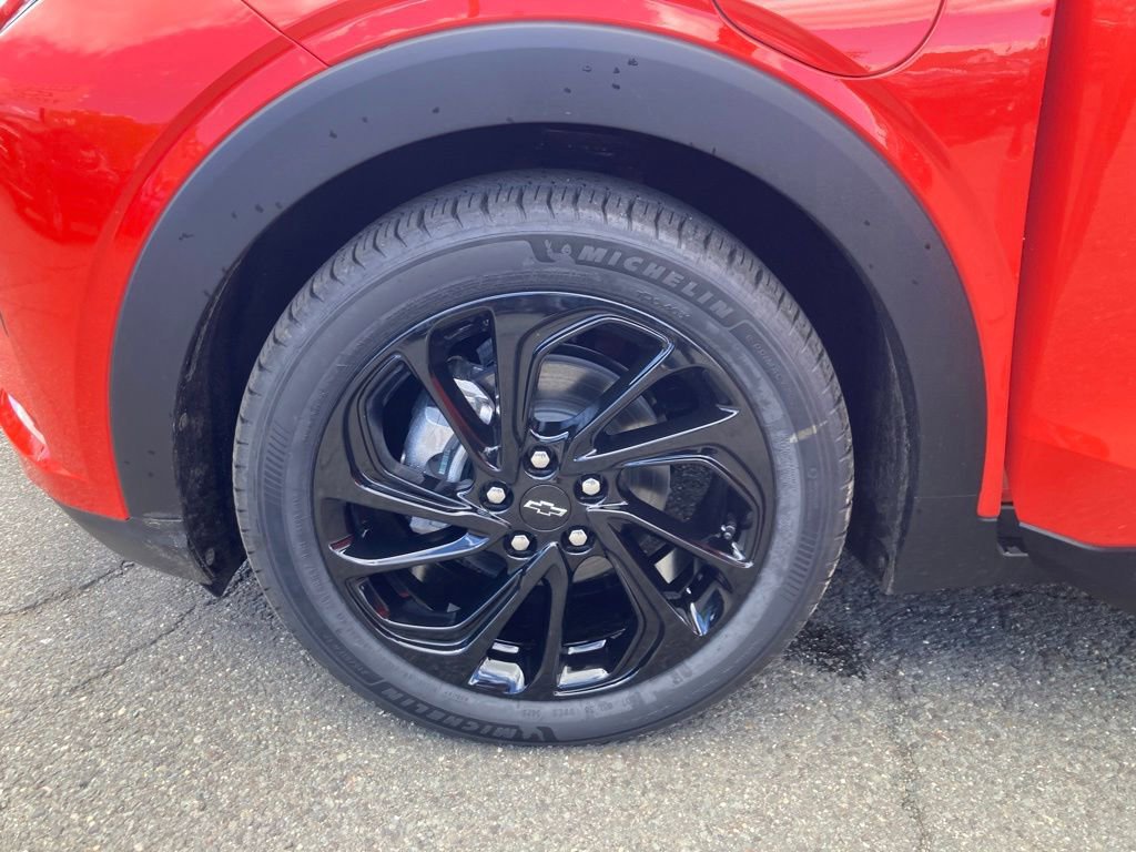 New 2027 Chevrolet Bolt RS w/ Technology Package FWD image 27