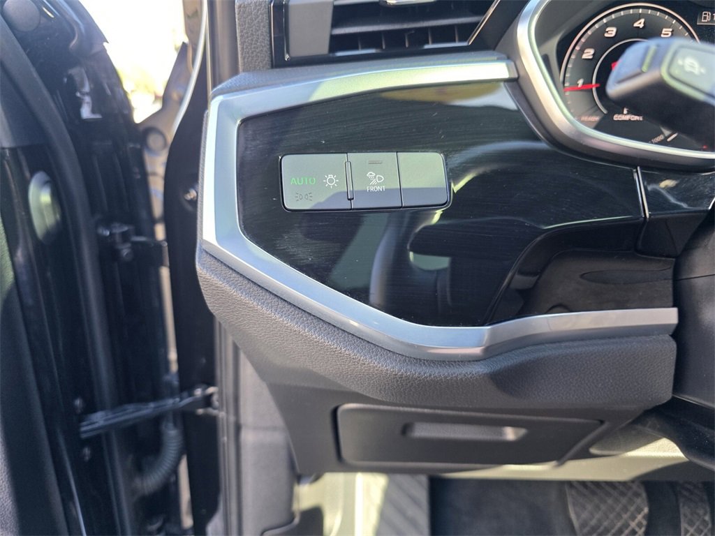 Used 2022 Audi Q3 2.0T Premium Plus image 27