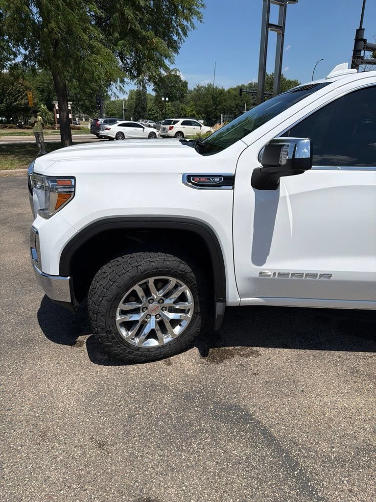 Used 2020 GMC Sierra 1500 SLT w/ SLT Premium Plus Package AWD/4WD image 4